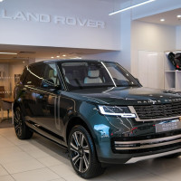 Giá xe ô tô Land Rover tháng 4/2023: Dao động từ 3 - 23,8 tỷ đồng