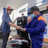 Chiều nay, giá xăng dầu có thể tăng mạnh