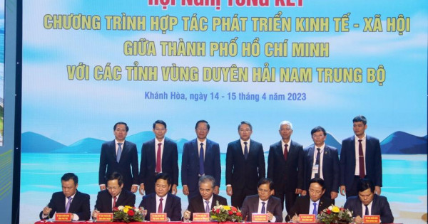 TP Hồ Chí Minh ký hợp tác với 6 tỉnh vùng Duyên hải Nam Trung Bộ