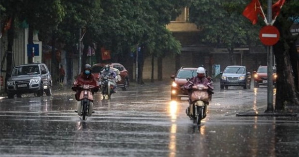 Dự báo thời tiết ngày 25/4/2023: Hà Nội có mưa rào và dông, trời chuyển mát