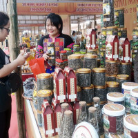 Khai mạc “Festival nông sản Hà Nội lần 2 năm 2023”: Gắn kết sản phẩm nông sản làng nghề Hà Nội với d