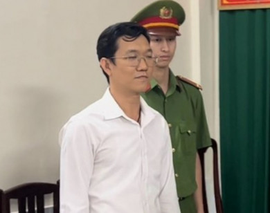 Vụ án Nguyễn Phương Hằng: Tạm giam tiến sĩ luật Đặng Anh Quân thêm 60 ngày 