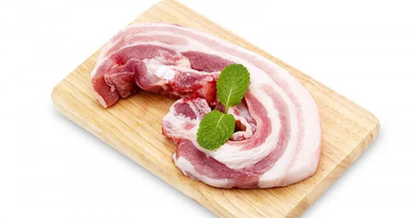 Giá thịt heo hôm nay 9/5: Nạc đùi 93.000 đồng/kg, ba rọi 122.000 đồng/kg