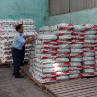 Vĩnh Long: Một Hộ kinh doanh bị phạt hành chính 30 triệu đồng vì bán phân bón kém chất lượng