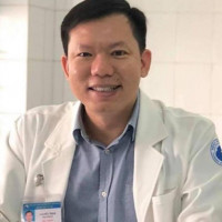 Bác sĩ Cao Hữu Thịnh bị Sở Y tế TP Hồ Chí Minh phạt vì quảng cáo “chui”