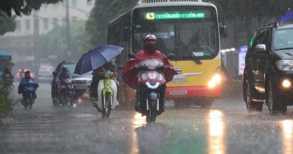 Dự báo thời tiết ngày 11/8/2023: Hà Nội có mưa rào và dông