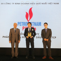 PVFCCo đạt Top 50 công ty kinh doanh hiệu quả nhất Việt Nam 2023