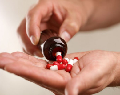 Lạm dụng thuốc “bổ gan” gây nguy hại thế nào?