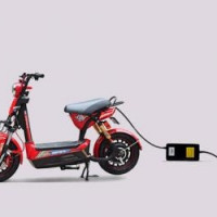 Lưu ý khi sạc pin xe đạp điện, xe máy điện đảm bảo an toàn