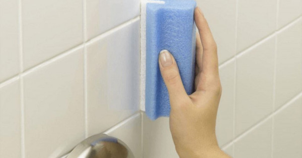 5 cách đơn giản giúp làm sạch rãnh gạch đen trong nhà tắm
