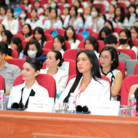 TP Hồ Chí Minh: 1000 nữ sinh tham gia diễn đàn truyền cảm hứng “tương lai không giới hạn”