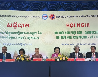 Đẩy mạnh hợp tác kinh tế - xã hội giữa Việt Nam và Campuchia