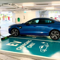 Singapore nới lỏng điều kiện lắp đặt bộ sạc xe điện tại các tòa chung cư