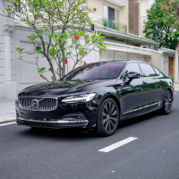 Giá xe ô tô Volvo tháng 11/2023: Dao động từ 1,7 - 4,6 tỷ đồng