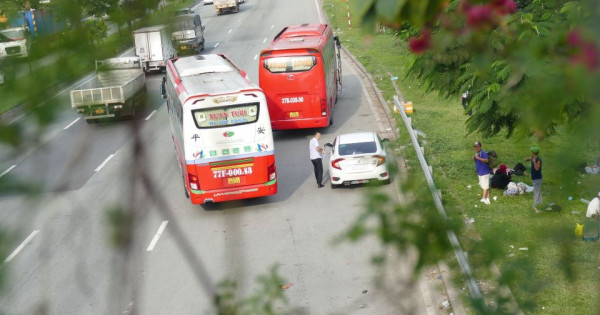 Hà Nội yêu cầu xử lý nghiêm nhà xe tăng giá vé dịp Tết