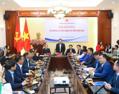 “Chốt” tăng lương tối thiểu vùng năm 2024 mức 6%