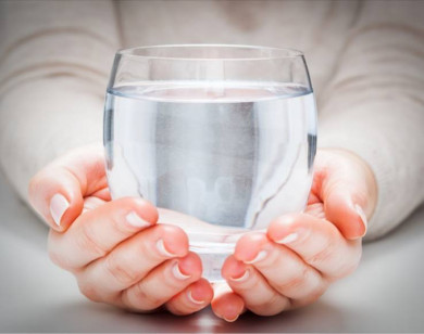 6 lý do bạn nên uống nhiều nước hơn vào mùa đông