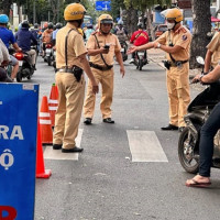 TP Hồ Chí Minh: Trong dịp trước, trong và sau Tết Nguyên đán sẽ kiểm tra nồng độ cồn cả trong ngõ hẻ