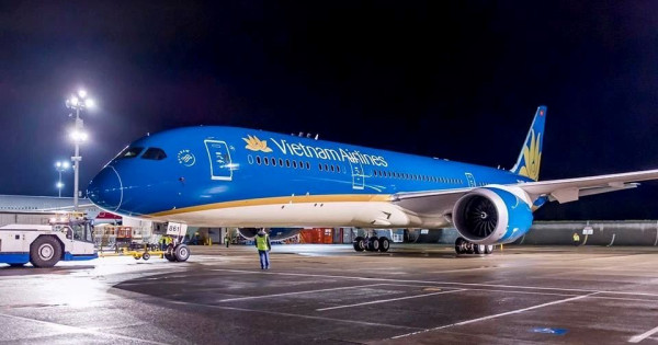 Vietnam Airlines Group tiếp tục tăng thêm chuyến bay dịp cao điểm Tết Giáp Thìn 2024