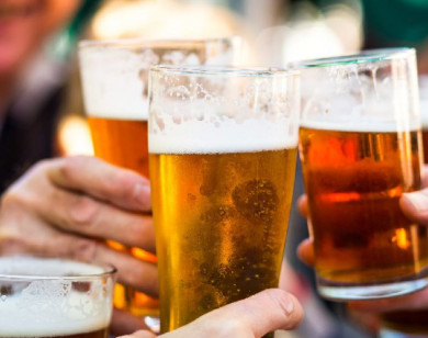 Có nên xông hơi sau khi uống rượu bia để giảm nồng độ cồn?