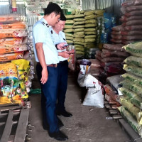 Tiền Giang: Liên tiếp phát hiện vi phạm trong kinh doanh phân bón