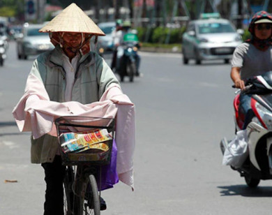 Dự báo thời tiết ngày 3/5/2024: Hà Nội có mưa to, Thành phố Hồ Chí Minh tiếp tục nắng nóng