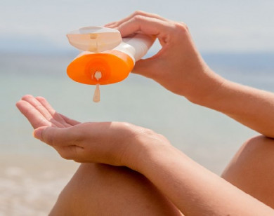 5 sai lầm phổ biến khi sử dụng kem chống nắng khiến da bị xỉn màu