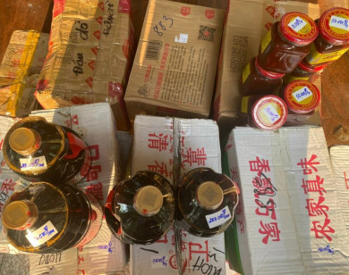 Quảng Ninh thu giữ gần 500 sản phẩm thực phẩm nhập lậu 