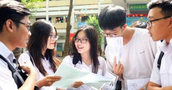 Đại học Quốc gia TP Hồ Chí Minh nói gì về điểm thi "bất thường"?