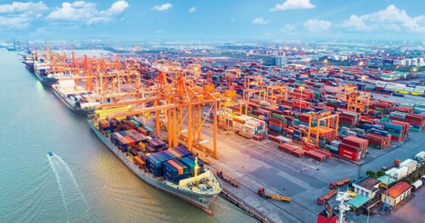 Chính phủ ban hành quy định mới về quản lý nhập khẩu hàng hóa tân trang