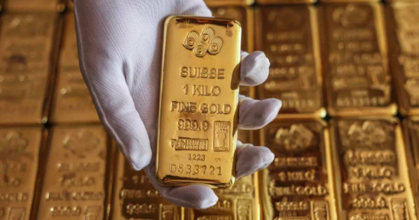 Giá vàng ngày 3/7/2024: SJC vẫn ở ngưỡng 77 triệu đồng/lượng, vàng thế giới biến động