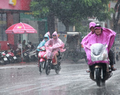 Thời tiết ngày 16/7/2024: Mưa lớn tại Trung Bộ, Nam Bộ trời nắng nóng