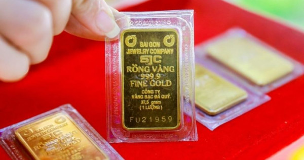 Giá vàng ngày 18/7/2024: SCJ tăng mạnh, vàng thế giới ngược chiều giảm nhẹ