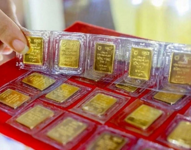 Giá vàng ngày 19/7/2024: SJC bất ngờ tăng vọt, vàng thế giới tiếp tục giảm 