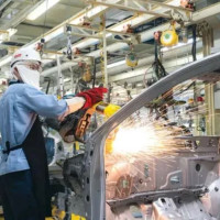Sớm hoàn thiện nghị định mức thu lệ phí trước bạ đối với ô tô sản xuất, lắp ráp trong nước