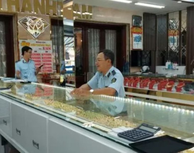 TP Hồ Chí Minh: Tạm giữ gần 1.700 đơn vị sản phẩm vàng không rõ nguồn gốc, giả mạo nhãn hiệu