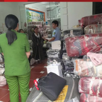 Bắc Giang: Phát hiện hộ kinh doanh 6.100 áo không rõ nguồn gốc, xuất xứ bán qua Facebook