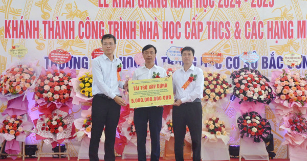 Phân Bón Cà Mau đồng hành cùng giáo dục địa phương xã Bắc Sơn