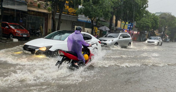 Những việc nên làm nếu gặp phải lũ lụt trong đô thị