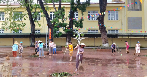 Hà Nội: các trường học khẩn trương vệ sinh môi trường khi nước rút