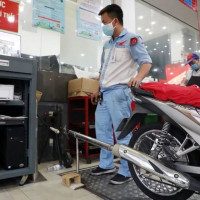 Cần sớm bổ sung quy định về dịch vụ kiểm định khí thải xe máy