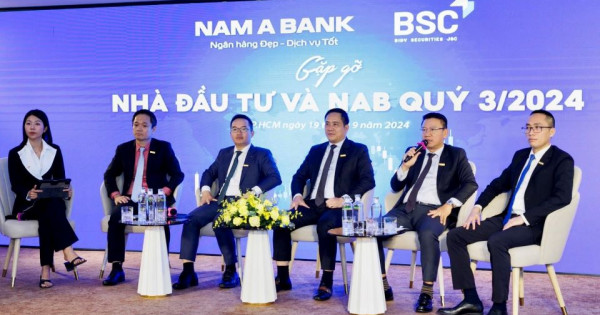 Nam A Bank gặp gỡ trực tuyến nhà đầu tư, sẵn sàng bứt phá trong những tháng cuối năm 2024