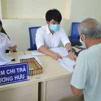 Người nghỉ hưu trước năm 1995 được ngân sách Nhà nước chi trả lương hưu