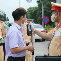Bỏ đề xuất giảm tiền phạt người vi phạm nồng độ cồn mức tối thiểu