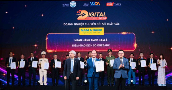 Kỷ niệm 32 năm thành lập, Onebank by Nam A Bank tiếp tục được vinh danh tại giải thưởng chuyển đổi số Việt Nam 2024