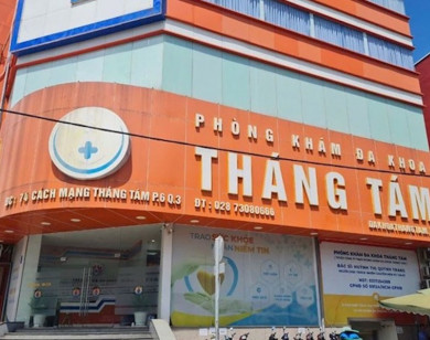 Giải cứu thai phụ bị Phòng khám Đa khoa Tháng Tám "vẽ bệnh, moi tiền" ngay trên bàn mổ