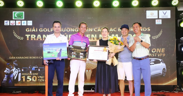 Giải golf thường niên CLB Friends “Tranh cúp Miền Nam Group”: Nữ golfer đoạt giải HiO