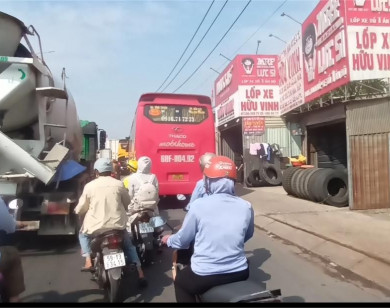 TP Hồ Chí Minh tăng cường kiểm tra xe dừng đỗ không đúng quy định