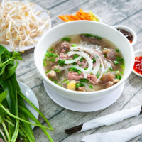 Phở bò Việt Nam lọt top 100 món ăn ngon nhất thế giới