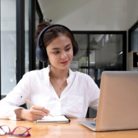 Top nghề lương ''khủng'' cho người có tính cách hướng ngoại